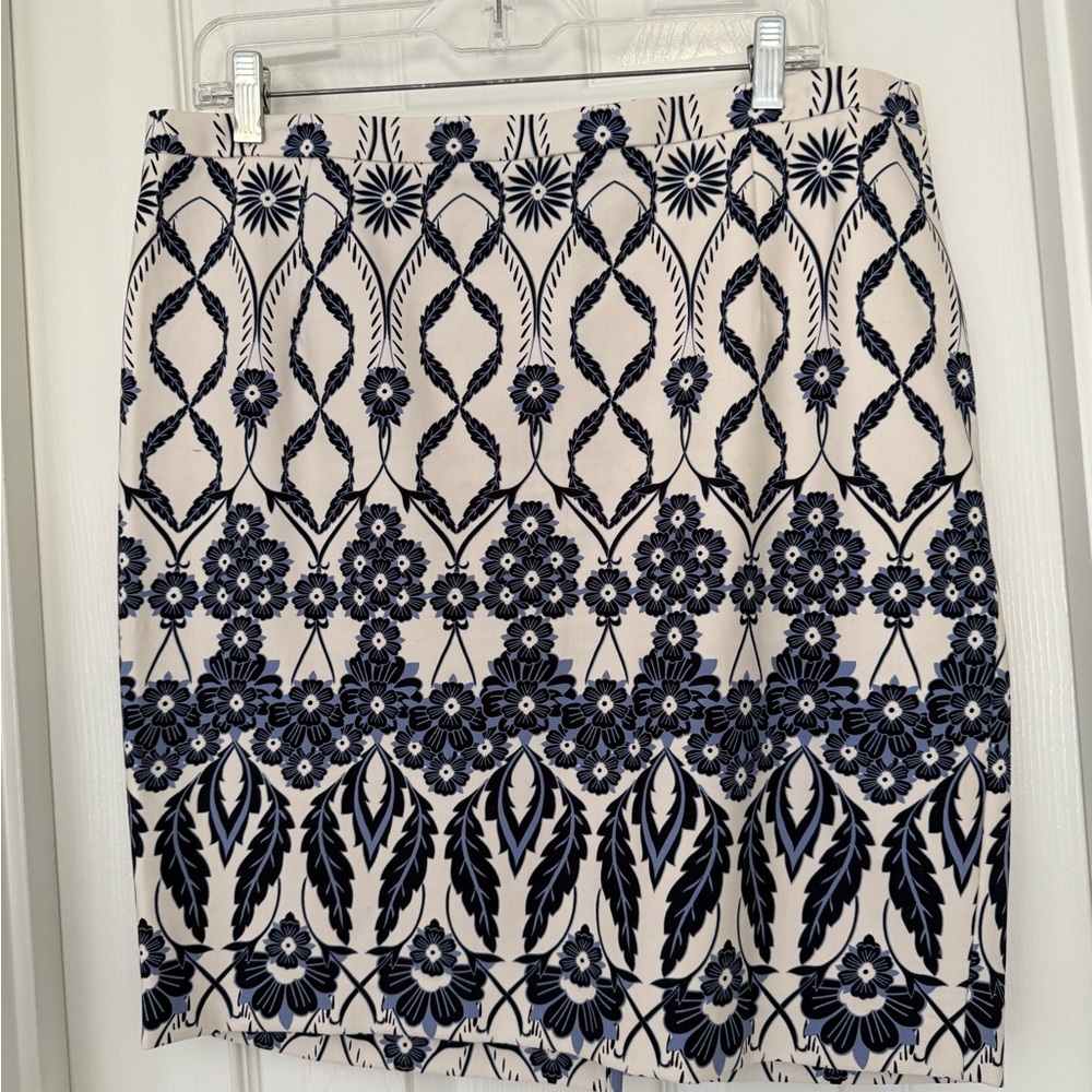 Willi Smith Navy and Cream Patterned Pencil Skirt